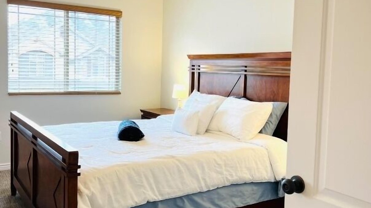 Photo of Bedroom in Mountain Green