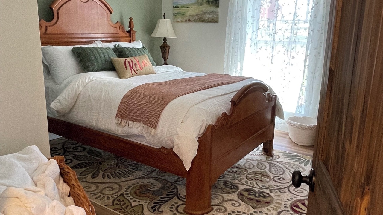 Photo of Bedroom in Stokes
