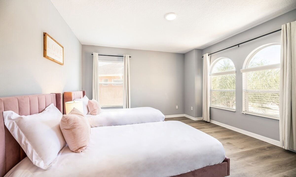 Photo of Bedroom in Lake Berkley