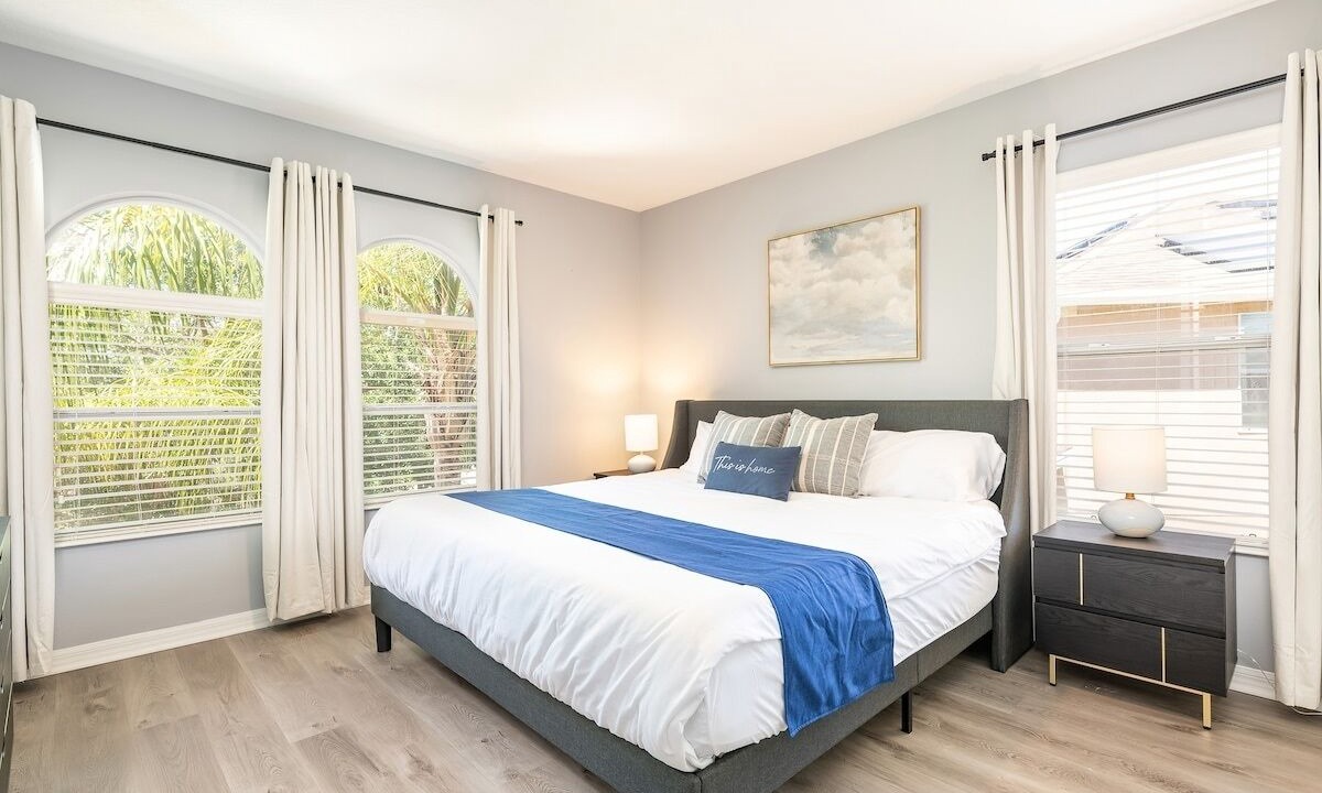 Photo of Bedroom in Lake Berkley