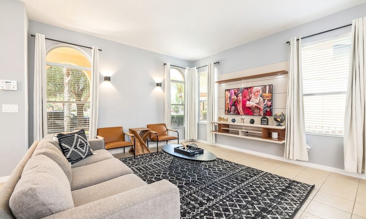 Photo of Livingroom in Lake Berkley
