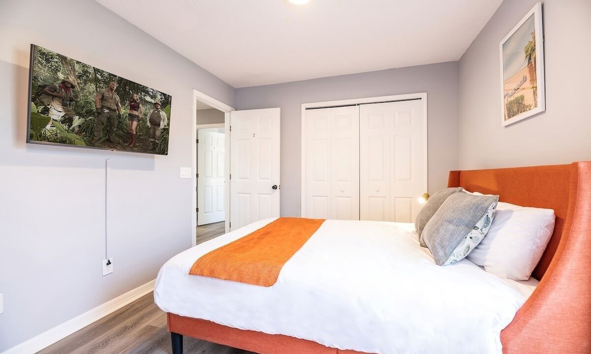 Photo of Bedroom in Lake Berkley