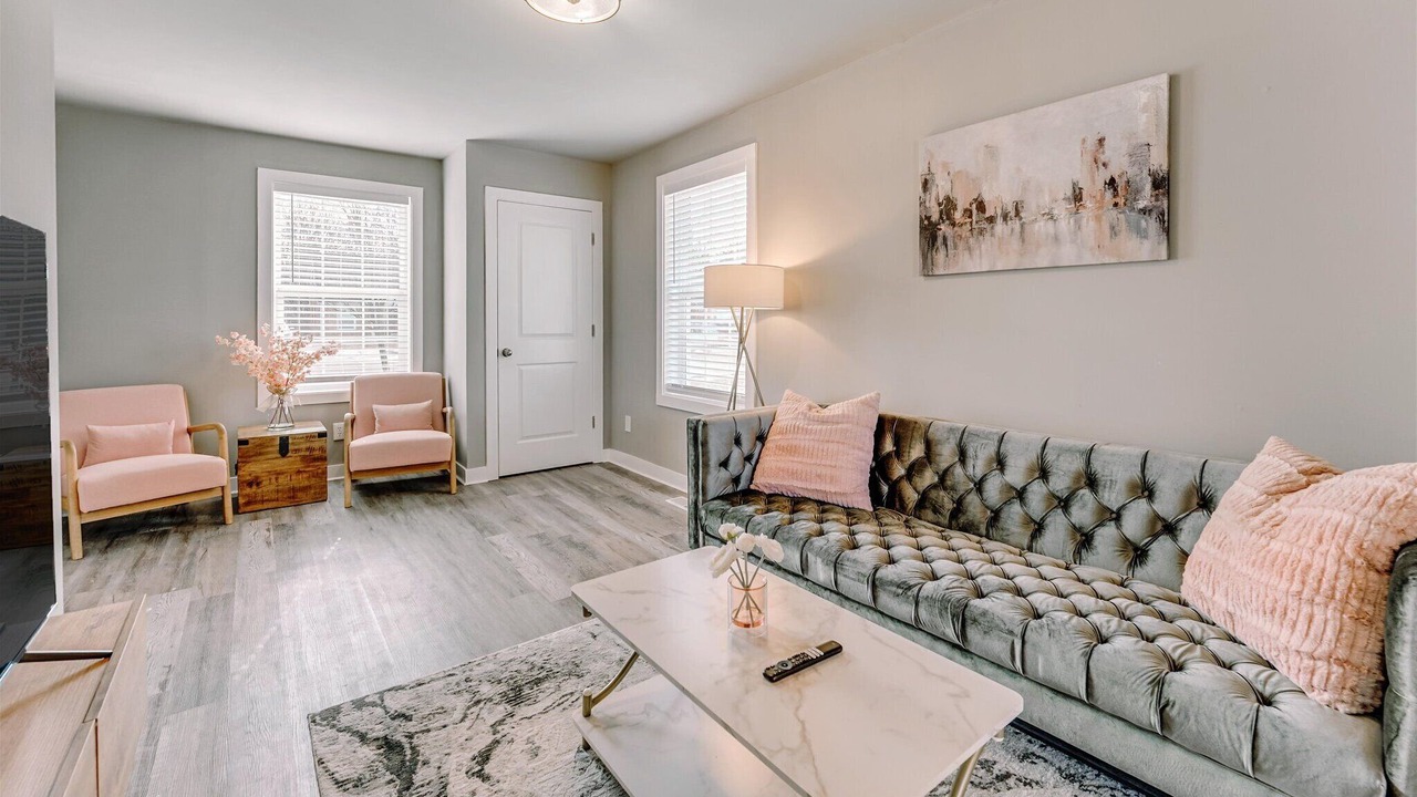 Photo of Livingroom in College Heights