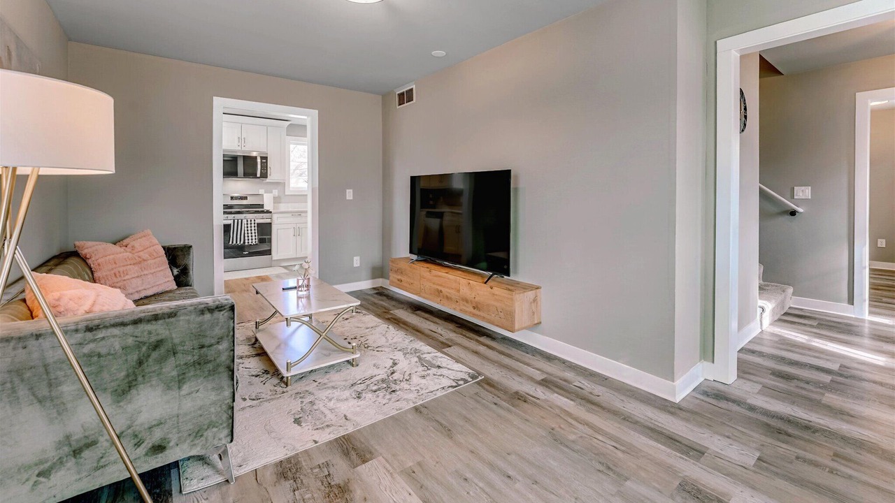 Photo of Livingroom in College Heights