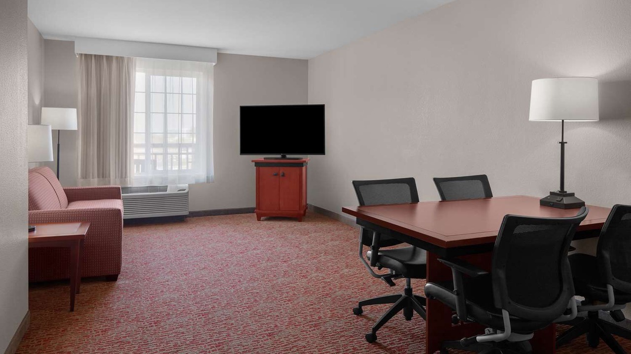 Photo of Livingroom in East Roseville Parkway