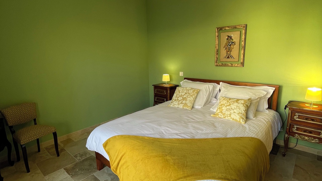 Photo of Bedroom in Tour-de-Faure