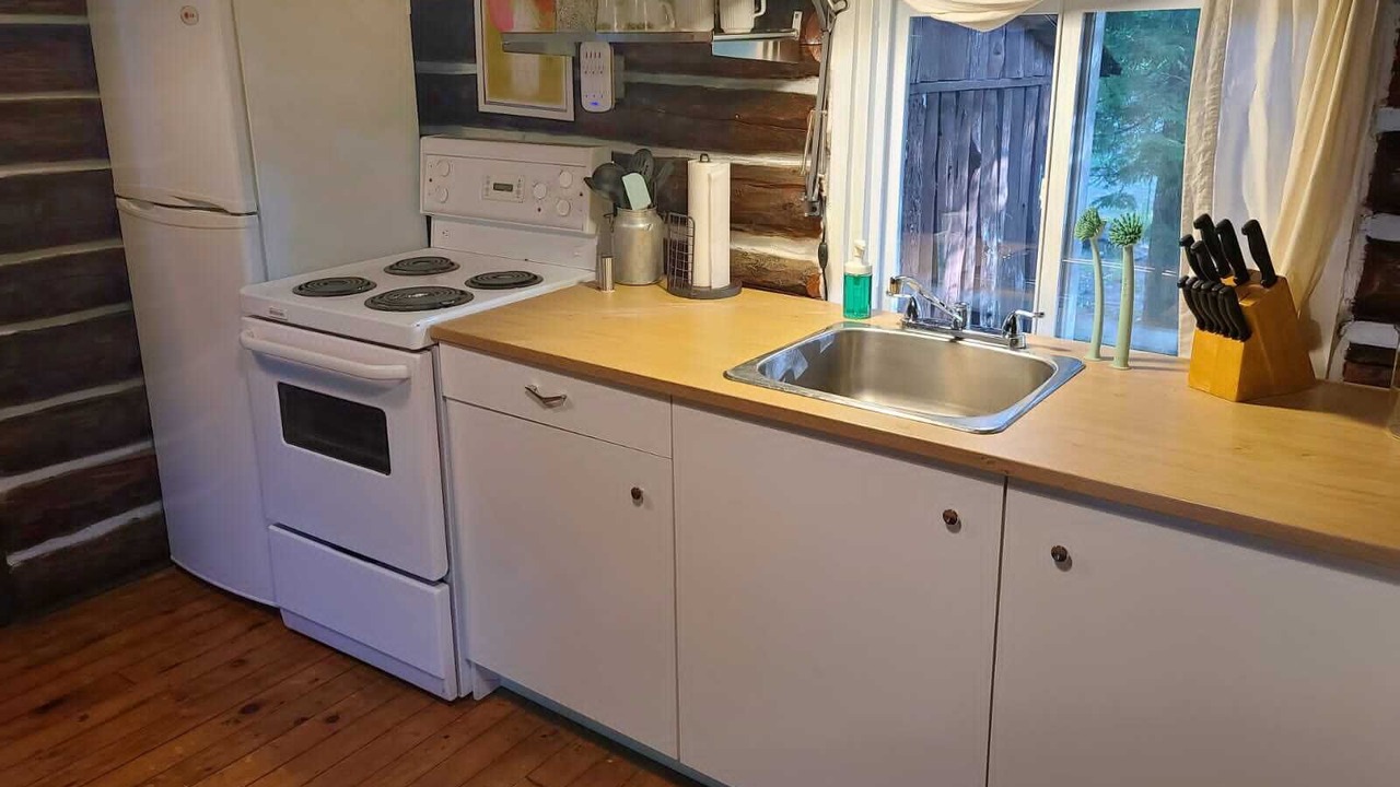 Photo of Kitchen in North Frontenac