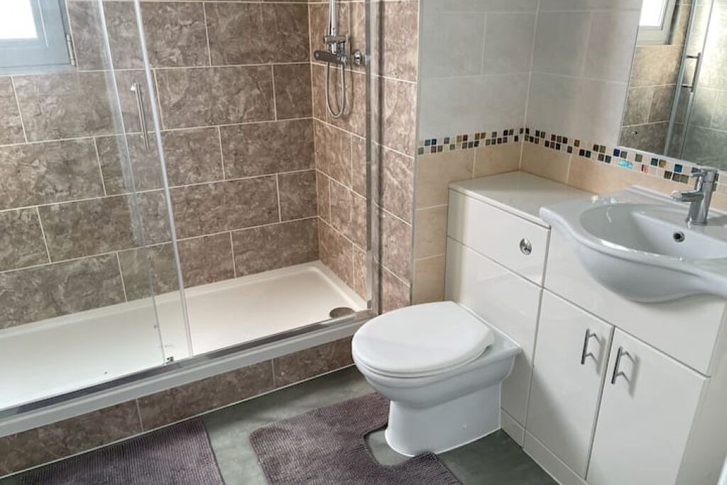 Photo of Bathroom in Shacklewell