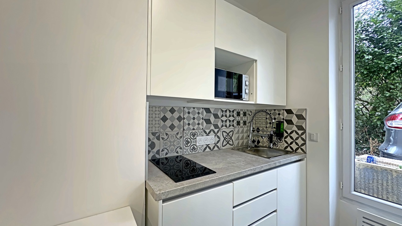 Photo of Kitchen in Serezin-du-Rhone