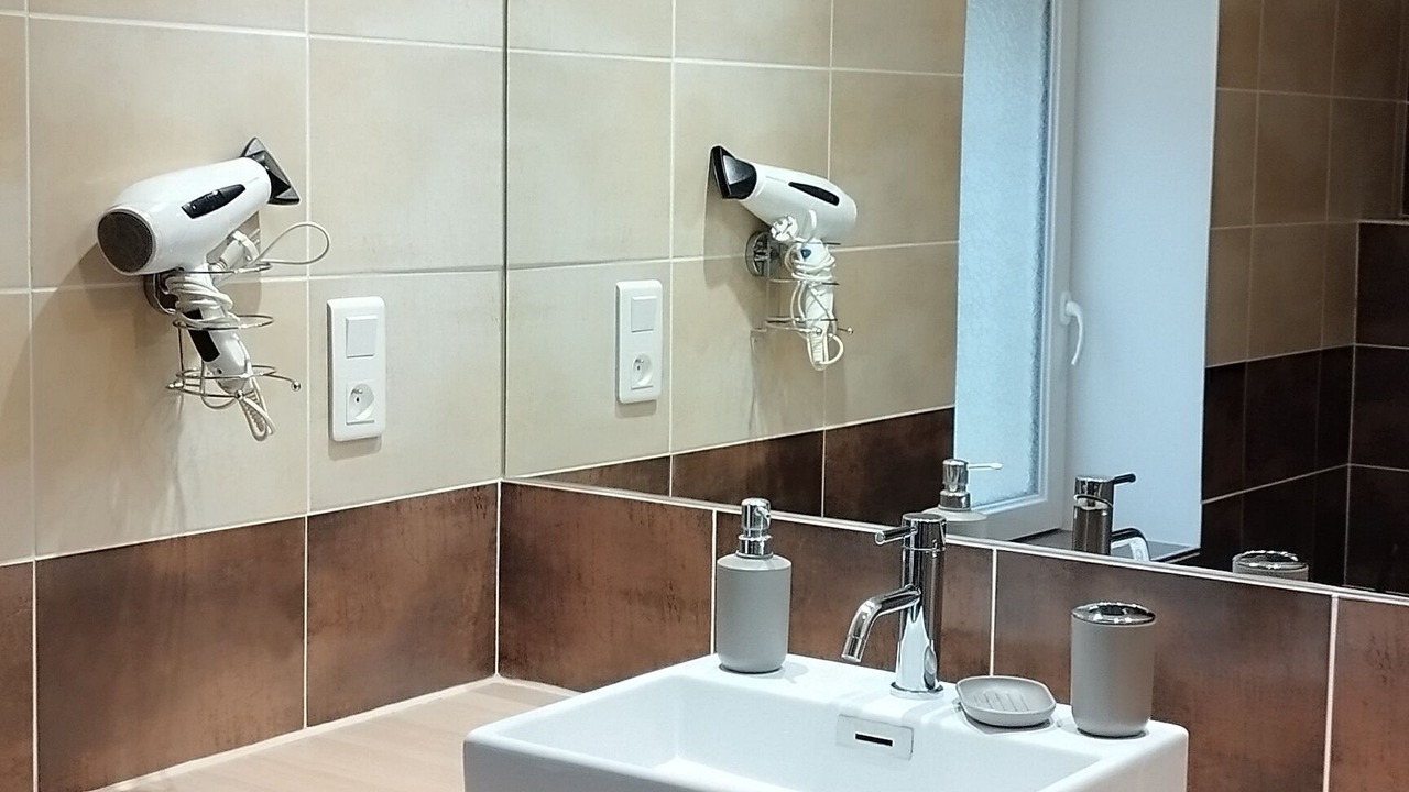 Photo of Bathroom in Saint-Jean-de-Maruejols-et-Avejan