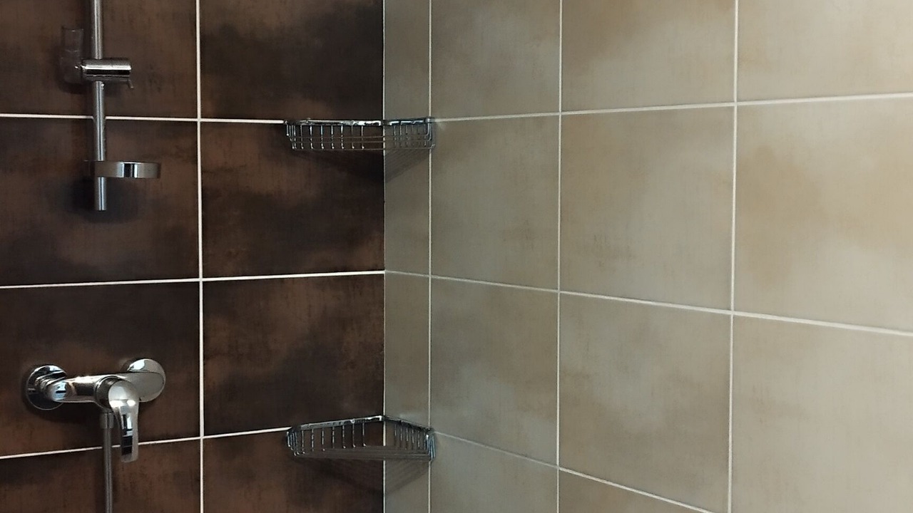 Photo of Bathroom in Saint-Jean-de-Maruejols-et-Avejan