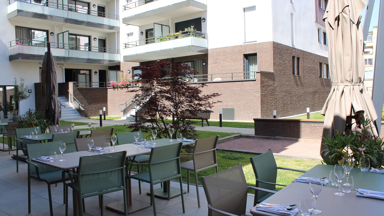 Photo of Outdoor in Quartier Saint-Clement - Jardin des Plantes