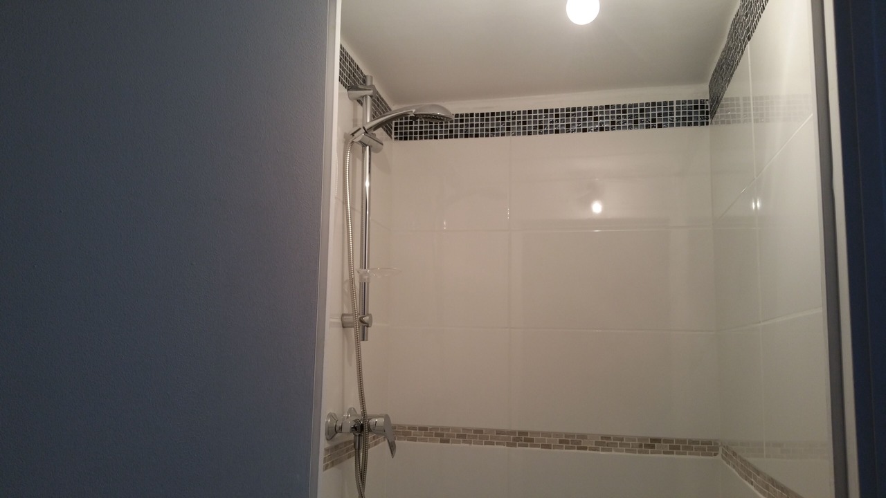 Photo of Bathroom in Poste