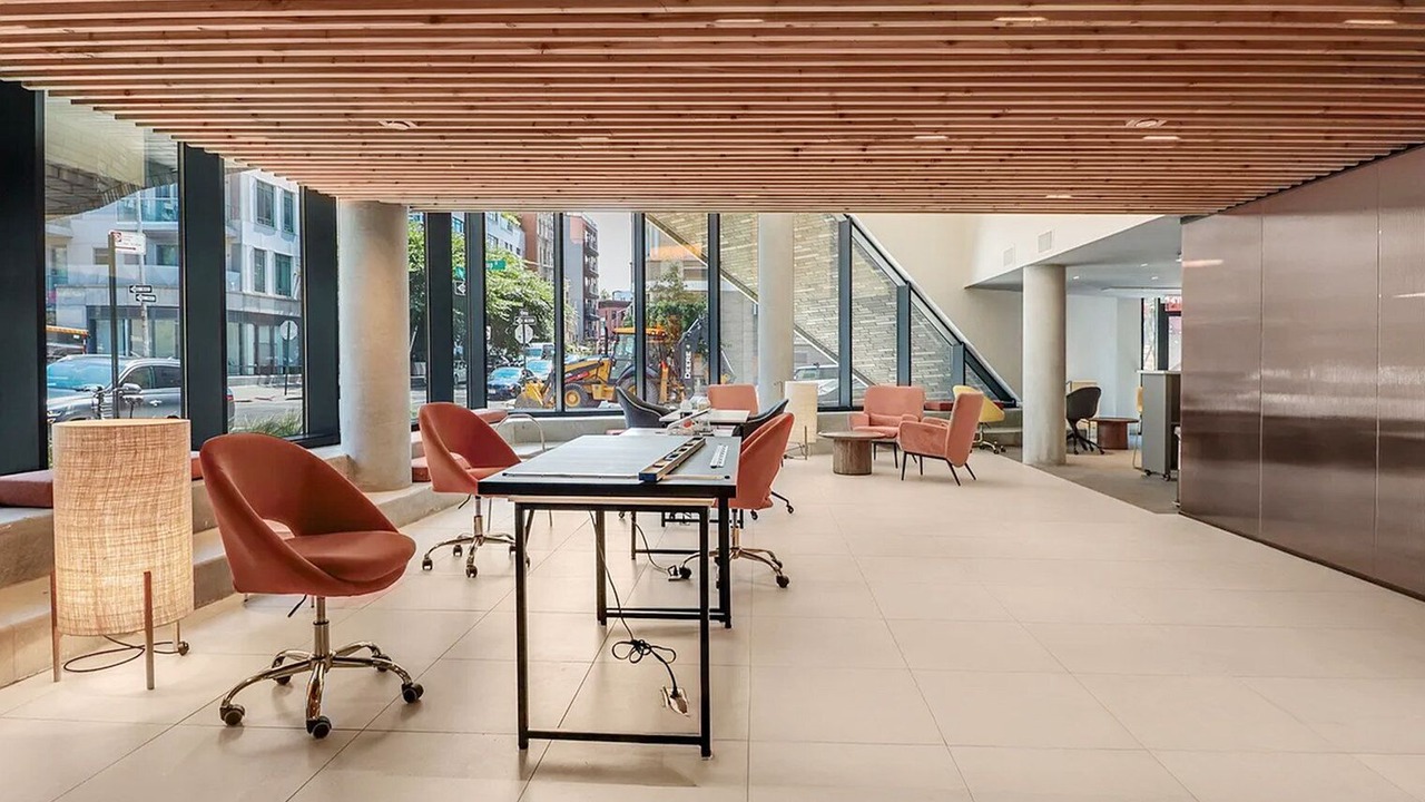 Photo of Others in Williamsburg