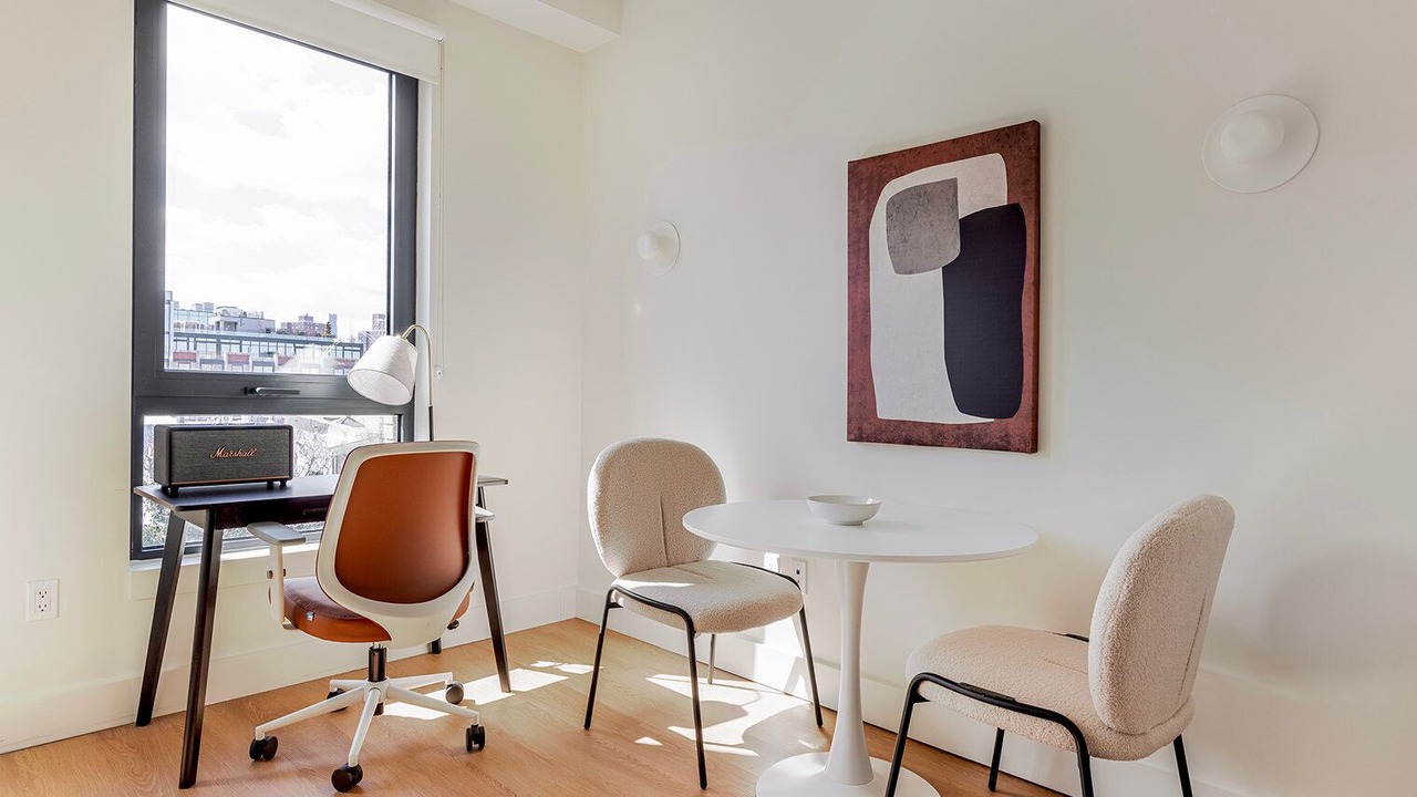 Photo of Others in Williamsburg