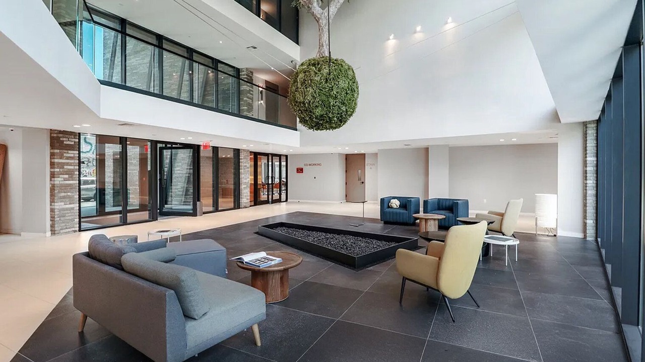 Photo of Others in Williamsburg