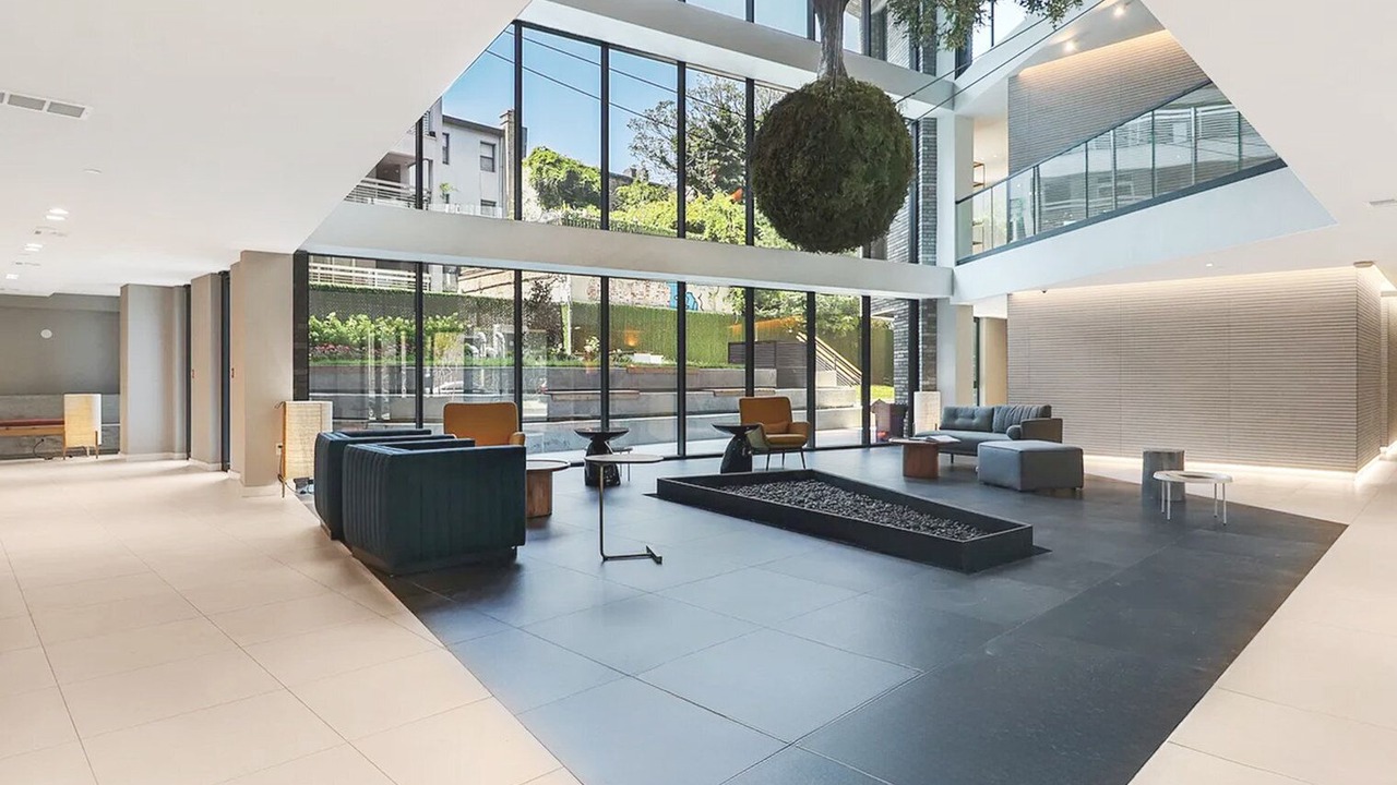 Photo of Others in Williamsburg