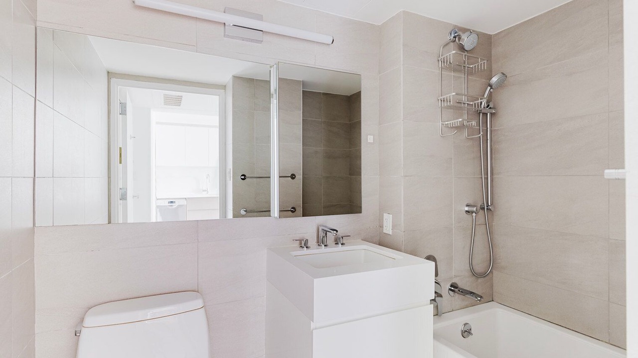 Photo of Bathroom in Brooklyn Heights