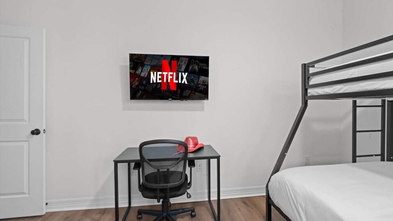 Photo of Bedroom in North University