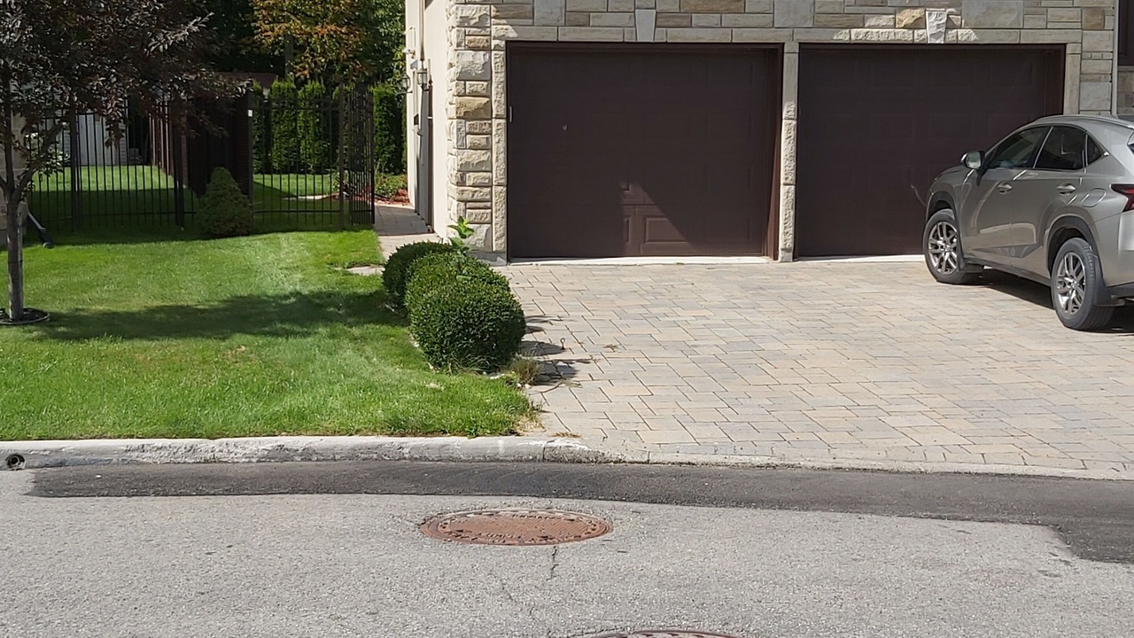 Photo of Outdoor in Laval
