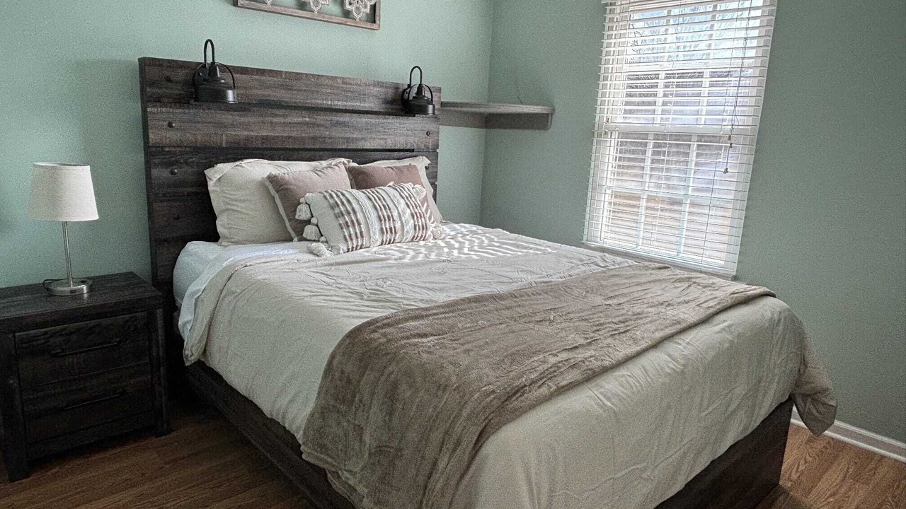 Photo of Bedroom in Ooltewah