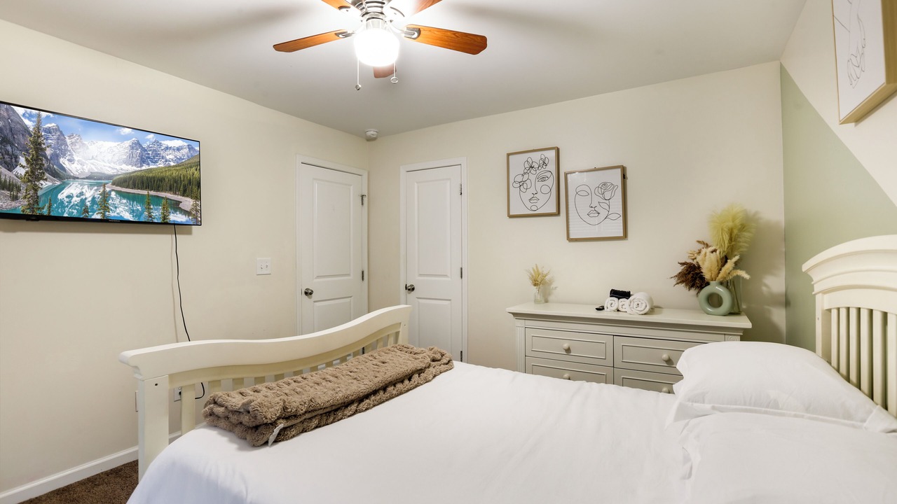 Photo of Bedroom in Stone Mountain