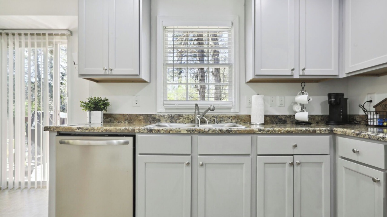 Photo of Kitchen in Stone Mountain