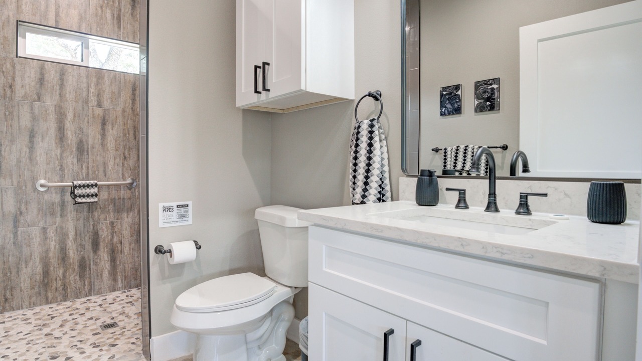 Photo of Bathroom in Bulverde
