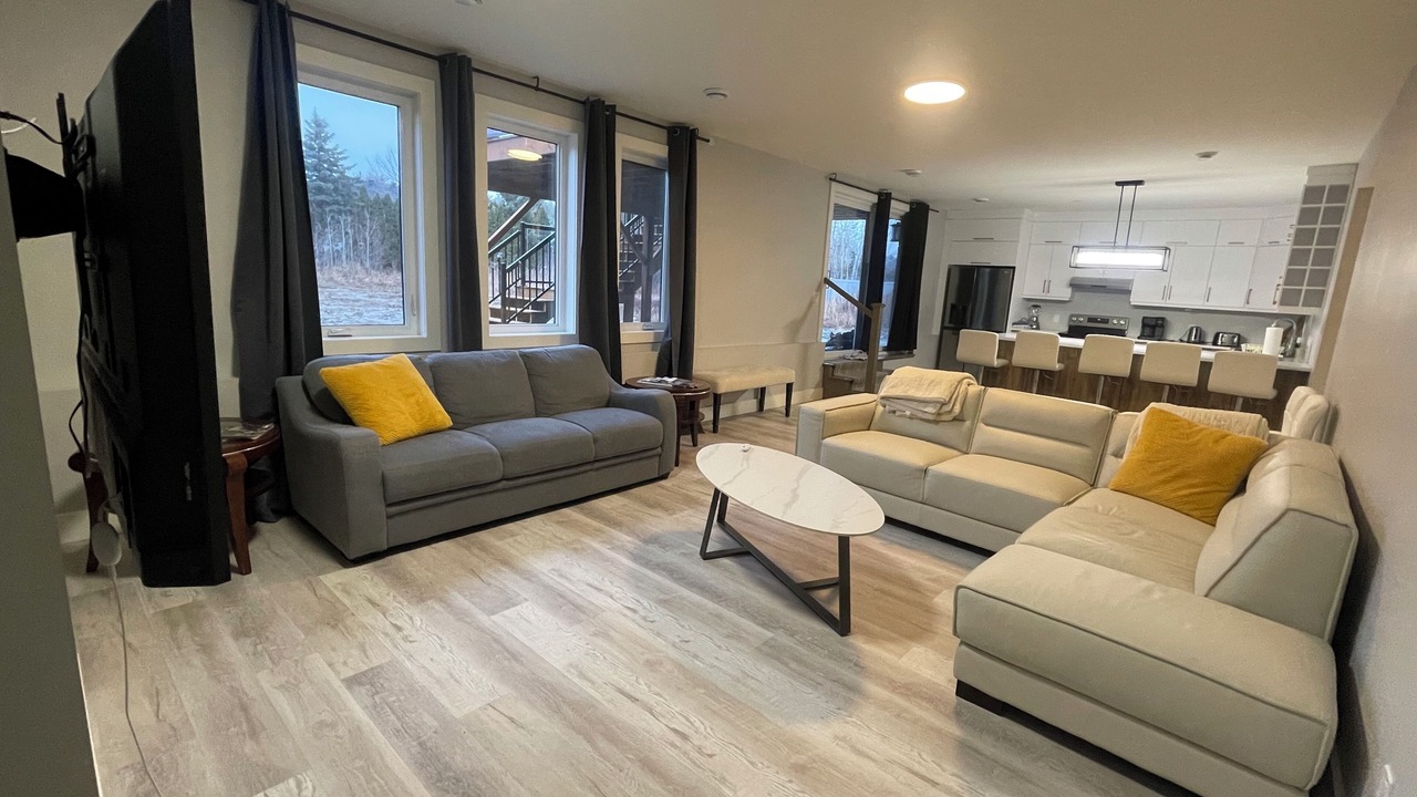 Photo of Livingroom in Sudbury