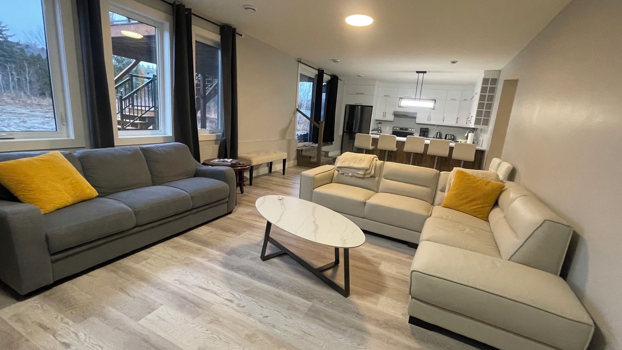 Photo of Livingroom in Sudbury