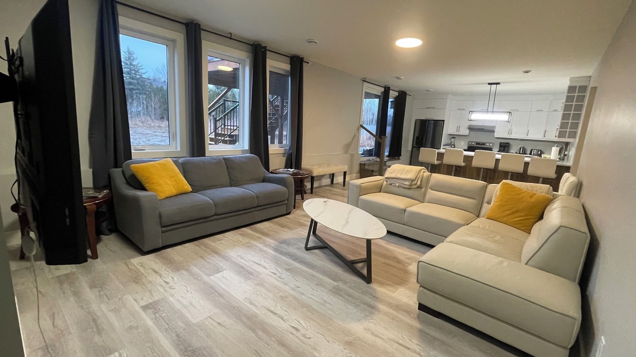 Photo of Livingroom in Sudbury