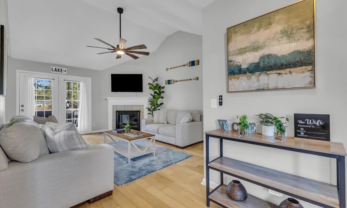Photo of Livingroom in Pooler