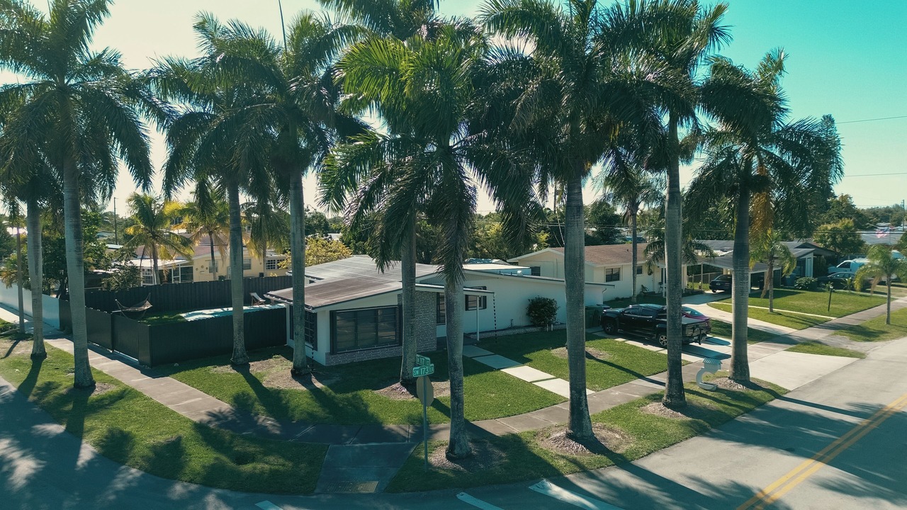 Photo of Outdoor in Ludlam