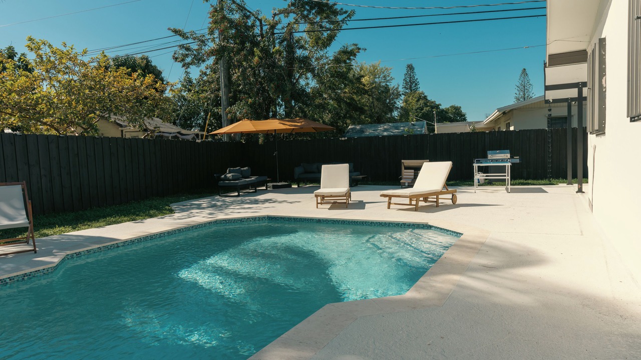 Photo of Outdoor in Ludlam