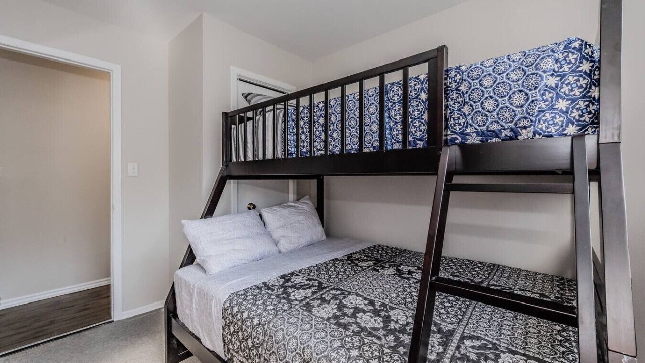 Photo of Bedroom in Tobermory