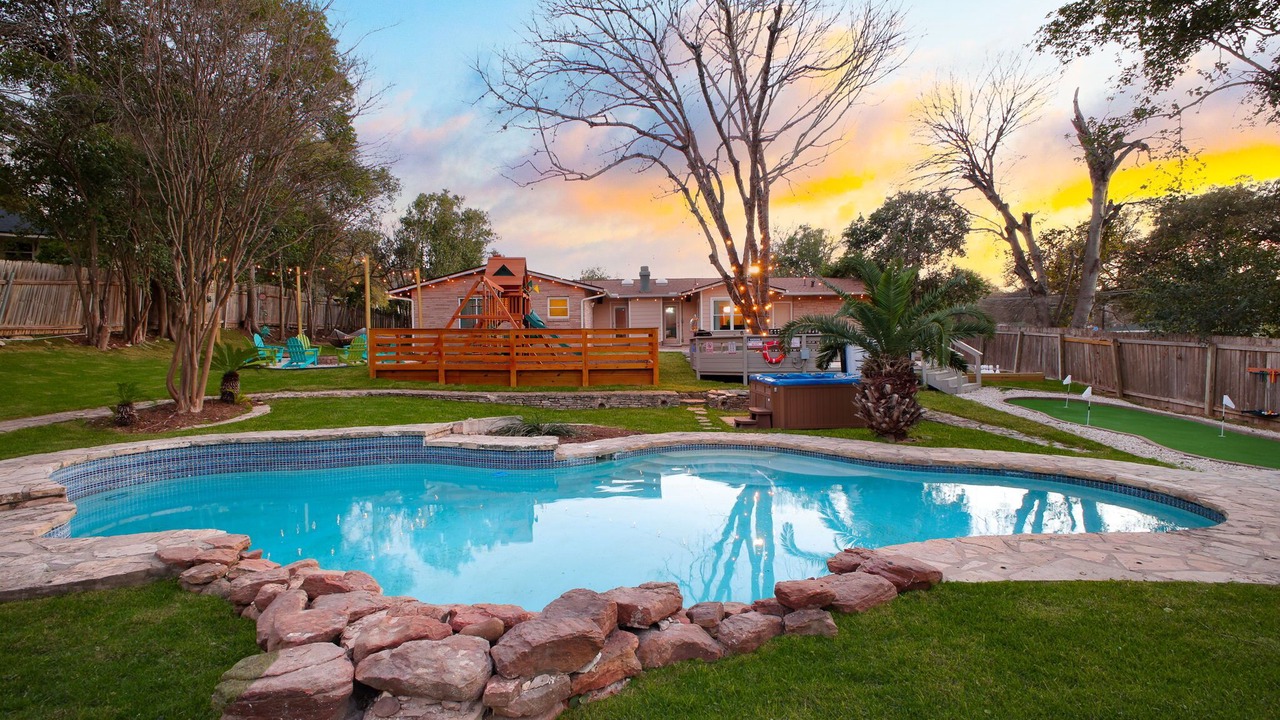 Photo of Outdoor in Oak Park - Northwood
