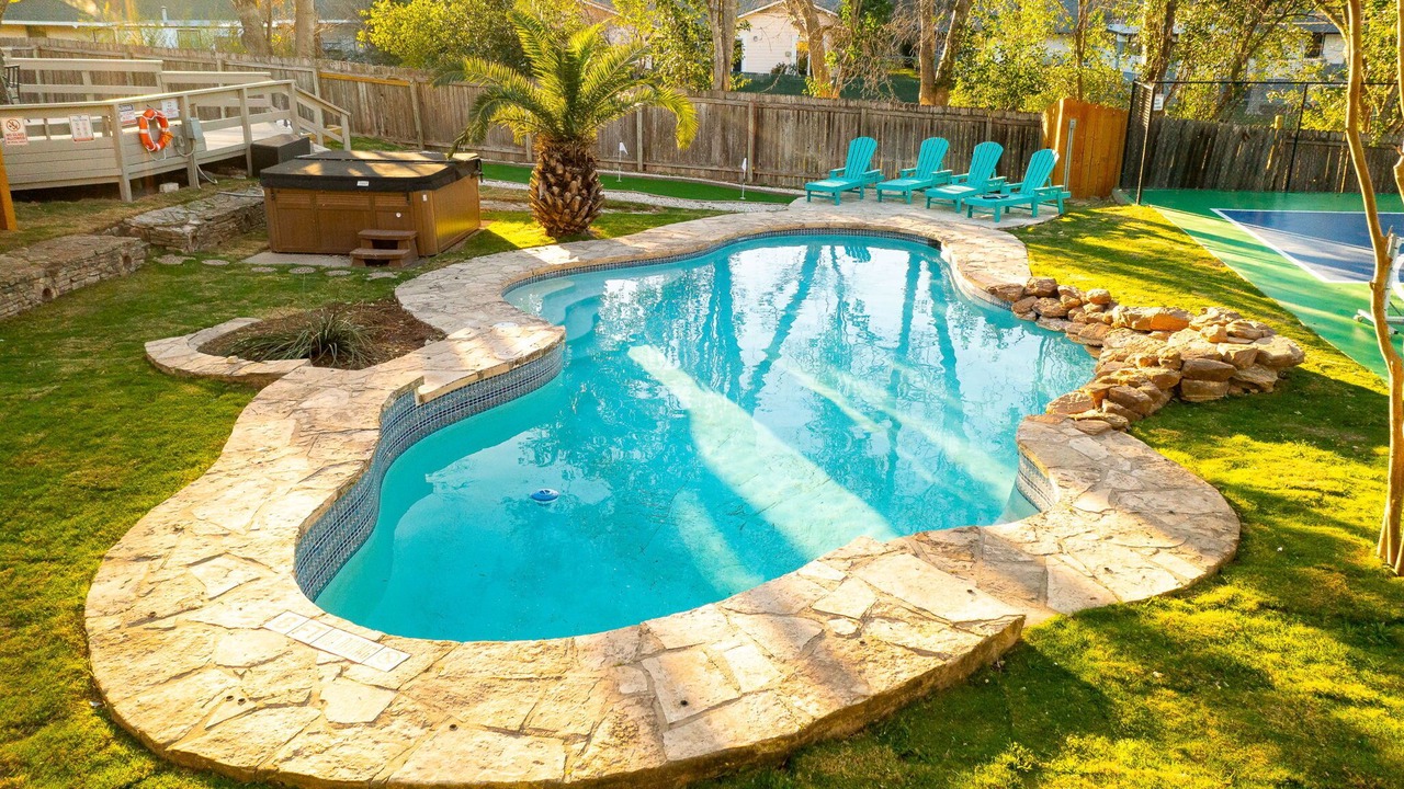 Photo of Outdoor in Oak Park - Northwood