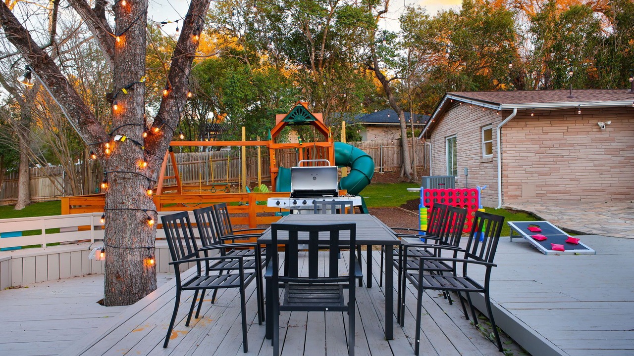 Photo of Outdoor in Oak Park - Northwood