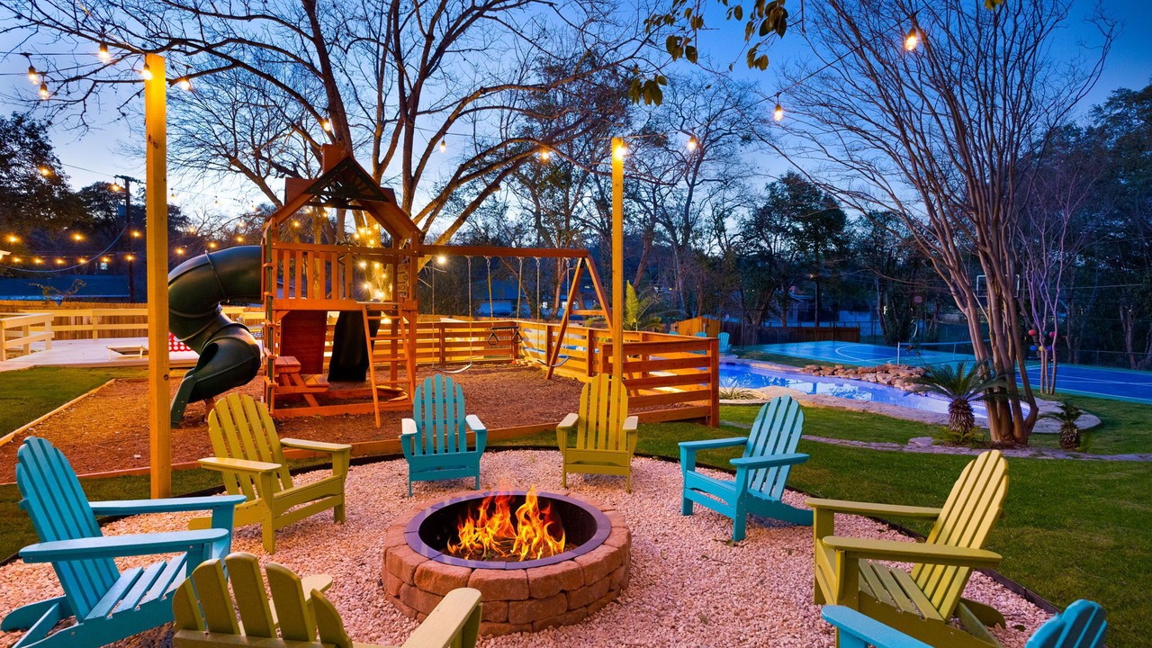 Photo of Outdoor in Oak Park - Northwood