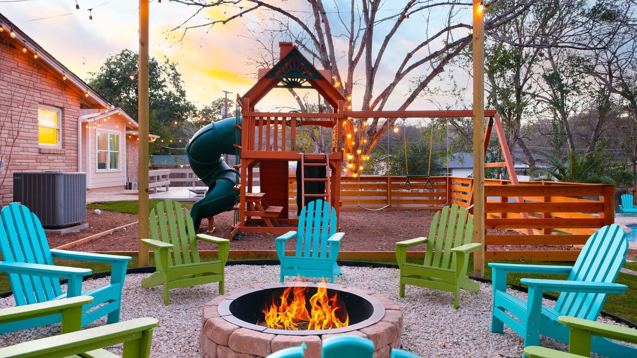 Photo of Outdoor in Oak Park - Northwood