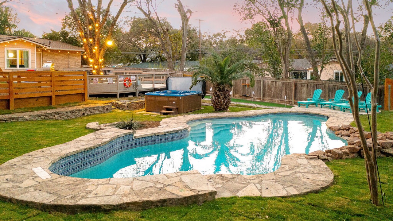 Photo of Outdoor in Oak Park - Northwood