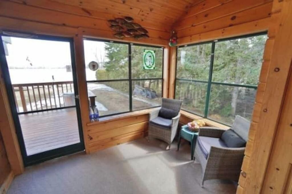 Photo of Livingroom in Highland Grove