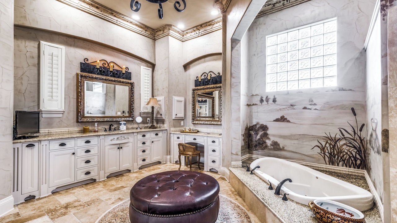 Photo of Bathroom in Forney