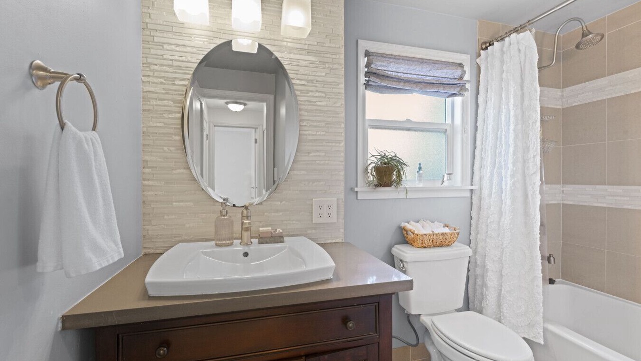 Photo of Bathroom in Loyal Heights