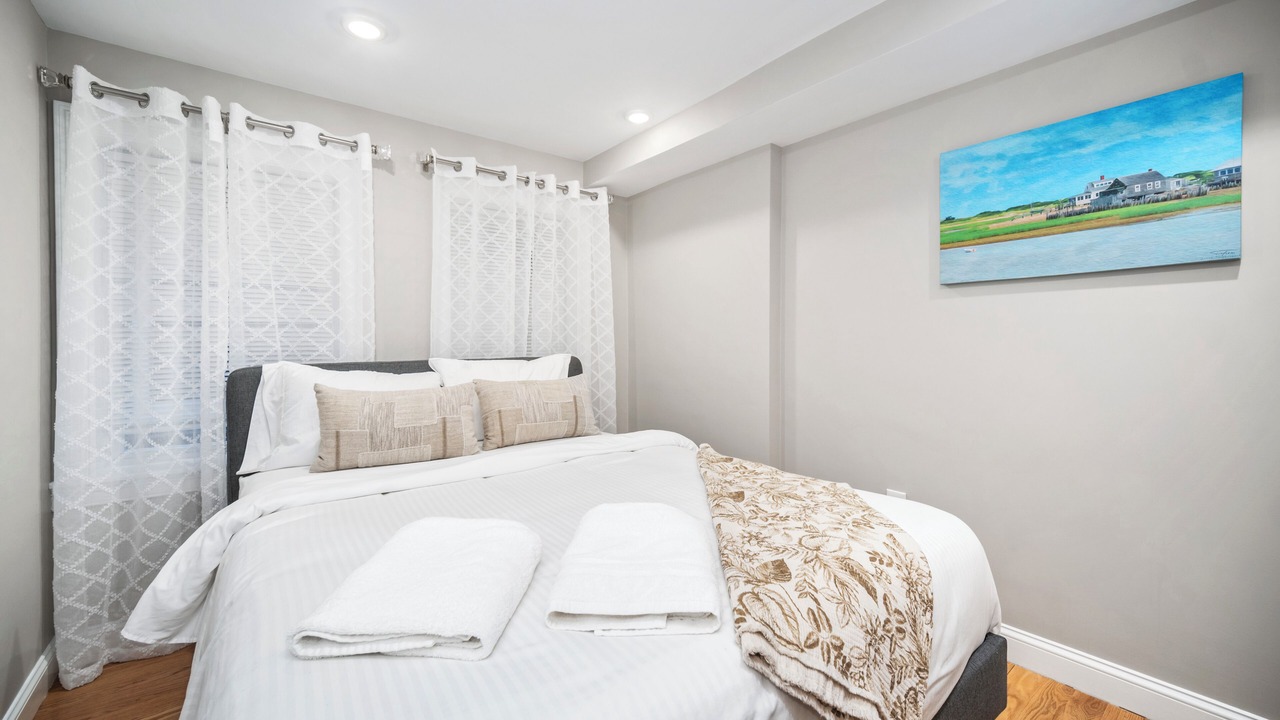 Photo of Bedroom in North End