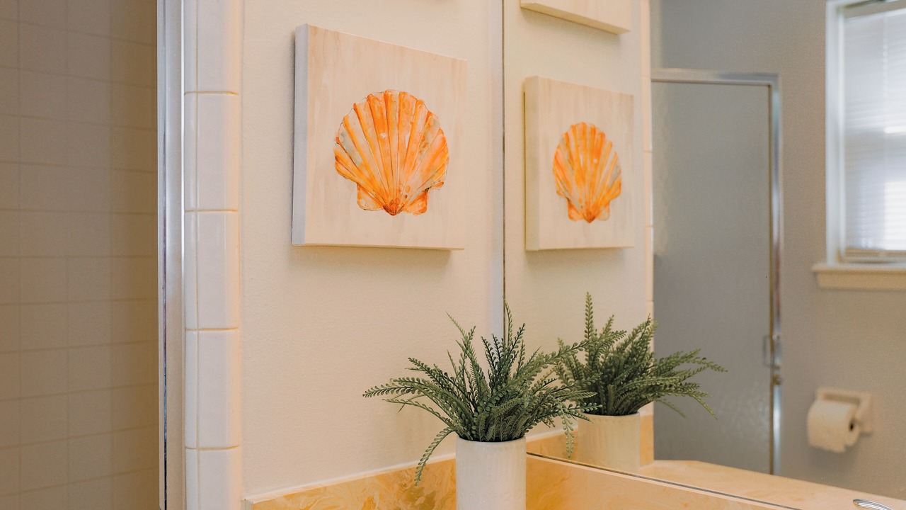 Photo of Bathroom in Spring Branch West