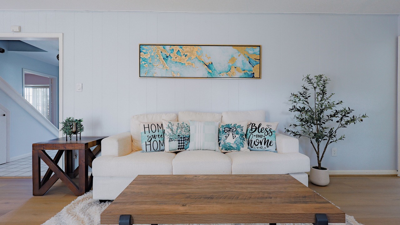 Photo of Livingroom in Spring Branch West