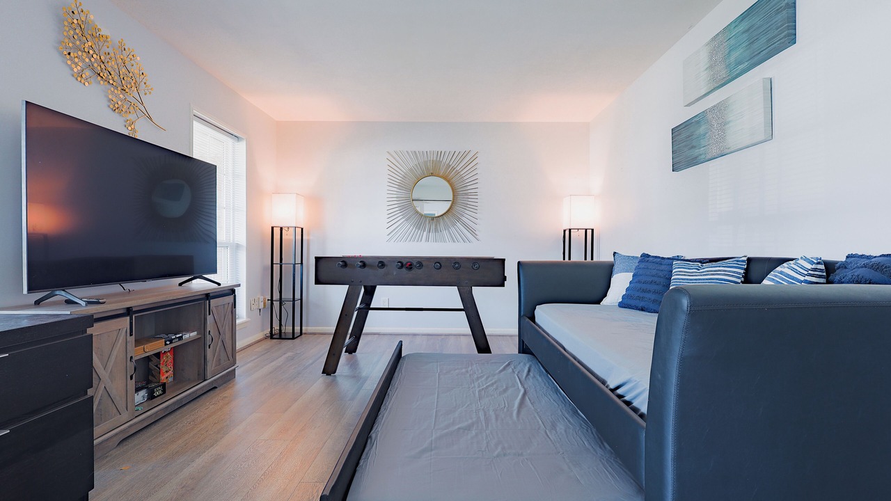 Photo of Livingroom in Spring Branch West