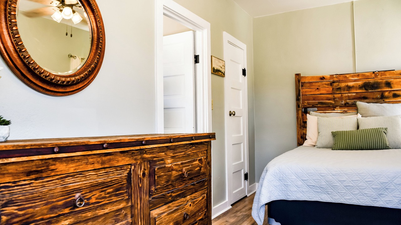 Photo of Bedroom in Alpine