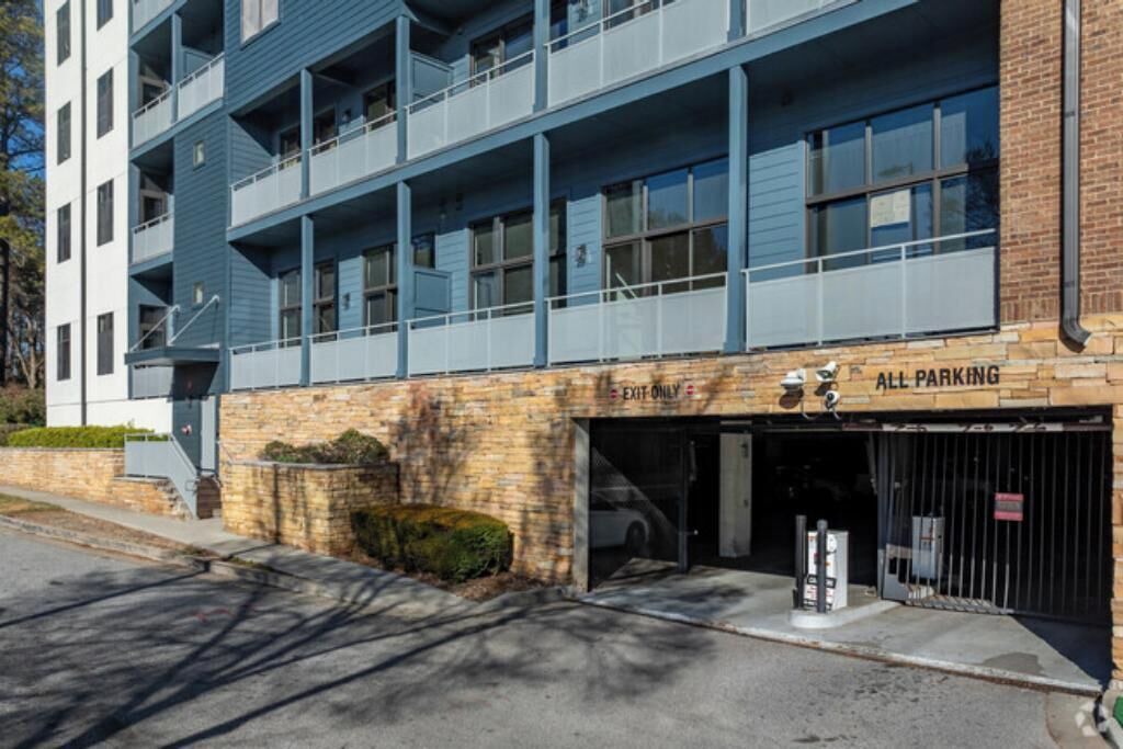 Photo of Outdoor in Lindbergh